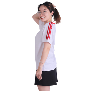 T-shirt en coton à col rond avec logo personnalisé pour femmes, usine OEM au Vietnam - Product Image 3