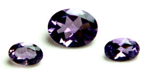 Amatista Natural Semipreciosa para Joyería, Piedras Preciosas de Corte Ovalado Facetado de Tamaños Variados, Cristales Disponibles en MOQ Bajo - Product Image 2