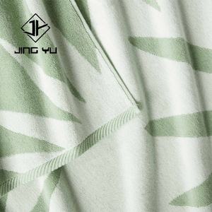 Serviette de plage en tissu éponge imprimée sans sable, personnalisée par le fabricant, design de haute qualité, pour femmes - Product Image 5