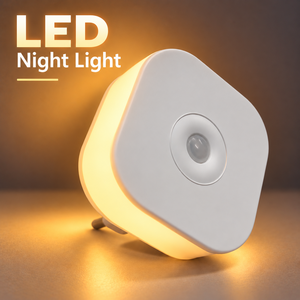 ไฟ LED เซ็นเซอร์ตรวจจับแสง ไฟกลางคืนแบบเสียบปลั๊กติดผนัง แสงส่องด้านข้าง เปิด-ปิดอัตโนมัติ แสงวอร์มไวท์ สำหรับห้องนอนและทางเดิน - Product Image 1