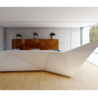Bureau de réception de clinique à surface solide Hi-macs blanc sur mesure Comptoir de réception de bureau à surface solide moderne de 12 pieds