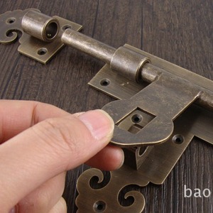 Perno de puerta Chengyu de 24.5 cm, latón, nuevo estilo chino, perno horizontal expuesto para puerta de villa - Product Image 1