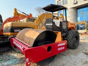 Used Dynapac CA 301D/CA 251D Road Roller Single Drum with Motor Pump & Gearbox Japan Origin 2018 Model Good Working Condition - Product Image 6