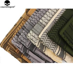 Pañuelo Árabe Táctico para Senderismo al Aire Libre con Diseño de Esqueleto y Borlas para el Desierto - Product Image 1