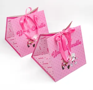Op Maat Gemaakte Roze Papieren Zak Bedrukt Uw Eigen Merk Logo Draagtas Met Stropdas En Satijnen Handvat Verpakking Cadeau Tas Voor Kleding/Cakes