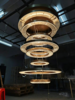Lampu Gantung Kristal Spiral Modern Besar dari Baja Tahan Karat, Lampu Hias Cincin Mewah Custom LED, Garansi 2 Tahun, untuk Lobi Hotel dan Villa