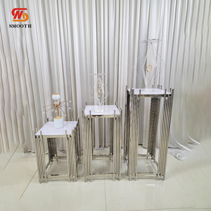LEDA Nouvelle Tendance Moderne Socle Carré Argenté pour Gâteau, Décoration Lisse pour Mariage et Fêtes, Présentoir à Aliments et Desserts - Product Image 1