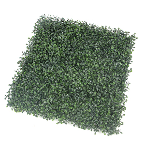 รั้วใบไม้เทียมสไตล์มิลานกำแพงหญ้าเทียมสำหรับตกแต่งคลังสินค้าในสหรัฐ - Product Image 1