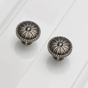 Pomo de Gabinete Estilo Europeo, Bronce Antiguo, Tirador de Cajón de un Solo Agujero, Anillo de Tirador para Puerta de Armario - Product Image 4