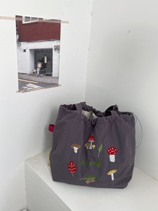 Bolsa de Ombro Estilo Ins com Estampa de Desenho Animado, Fechamento por Cordão, Ecológica, Vintage, Bordada, para o Dia a Dia - Product Image 1