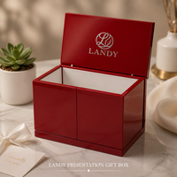 Boîte de présentation de parfum en bois rouge de luxe, double porte, finition laquée piano, logo personnalisé, emballage de parfum de niche