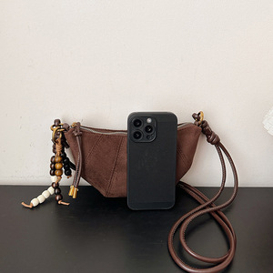 WT0107 Bolso Versátil para Mujer 2025 - Elegante Bolso Bandolera Cuadrado con Textura de Croissant - Product Image 4
