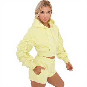 Ensemble 2 pièces en polaire pour femme, haut court à capuche et short, couleur unie, vêtements de sport décontractés, coupe ample, manches longues, printemps-été - Product Image 1
