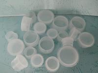 Insert de bouteille en plastique de 18 mm avec bouchons intérieurs en fer, bouchon anti-fuite et anti-déversement pour produits de soins personnels