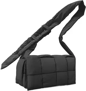 여성을위한 Puffer 짠 가방 패딩 디자이너 Crossbody Puffer Tote 짠 지갑 어깨 가방 DOM107-83
