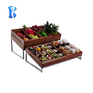 OKEY Dubai di alta qualità di stile moderno buffet riser soild legno cibo display stand rack utilizzato <span class=keywords><strong>attrezzature</strong></span> <span class=keywords><strong>per</strong></span> la <span class=keywords><strong>ristorazione</strong></span> <span class=keywords><strong>per</strong></span> la vendita - Product Image 1