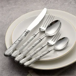 Sang Trọng Cổ Điển 304 Thép Không Gỉ Dao Kéo Thiết Lập Chất Lượng Cao Mạ Muỗng & Tấm Flatware Cho Nhà Ăn Uống Cho Quà Tặng Doanh Nghiệp - Product Image 1
