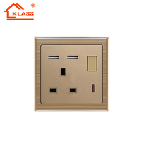 Prise murale universelle double 13A avec interrupteur et voyant néon, design tendance, norme britannique, pour maison et hôtel, certifiée CE, directement de l'usine.