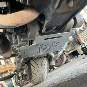 Accesorios para Motocicleta <span class=keywords><strong>BMW</strong></span> C400GT C400X y <span class=keywords><strong>Voge</strong></span> 350 SR4 MAX 2025, Cubierta Protectora para Chasis y Motor, Modificación de Armadura de Chasis - Product Image 1
