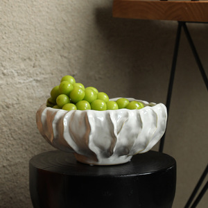 จานผลไม้เซรามิกสไตล์มินิมอลทันสมัย - ถาดเก็บของและถาดตกแต่งบ้าน สำหรับของขวัญขึ้นบ้านใหม่หรือของขวัญงานเลี้ยง - Product Image 1