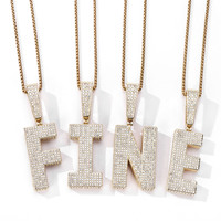 Nouveau collier hip-hop streetwear en tungstène, 26 pendentifs lettres majuscules entièrement incrustés de zircons, breloques élégantes et polyvalentes