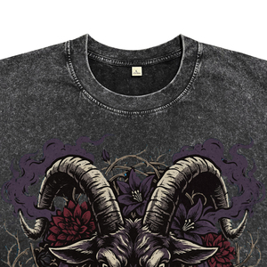 Camiseta de algodón transpirable negra con lavado ácido para hombre, estampado personalizado de cabra gótica, cuello redondo, manga corta, ajuste regular informal - Product Image 3