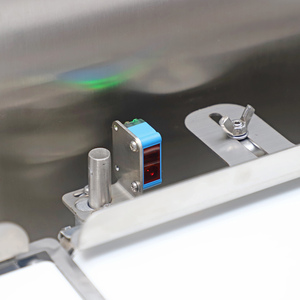 Dynamische Touchscreen-Kontroll waage mit Rejektor zur Online-Gewichts erkennung - Product Image 4