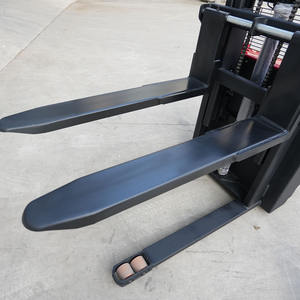 Apilador Eléctrico Todoterreno de 600 kg para Exteriores, Pequeño, con Batería de 2 m y 4,5 m, en Oferta - Product Image 6