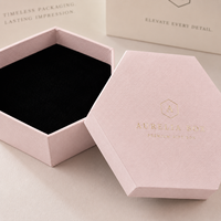 Boîte cadeau rigide carrée de luxe personnalisée avec logo, écologique, recyclable, en feuille d'or texturée, gaufrage mat pour bijoux
