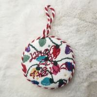Ornements de broderie florale toutes saisons Décoration suspendue à l'aiguille Printemps Coton Artisanat Accents pour la maison Tissu Nouveauté Décoration créative