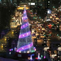 Grand sapin de Noël artificiel en PVC de 71 pouces avec herbe de pampa et ornements pour décorations extérieures