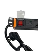 Unité de distribution d'alimentation (PDU) d'ingénierie 19 pouces 4000W pour armoire rack avec prises dédiées