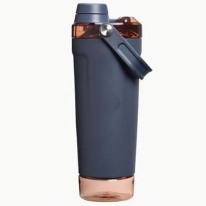 New Stainless Steel Vacuum Travel <b>Mug</b> <b>Large</b> Capacity 6-12 Hours Thermal Insulation Portable Straw for Fitness Protein Shakes - Product Image 6