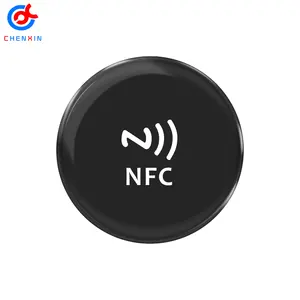 Produk Terbaru Kustom Tanpa Kontak Ntag 213/215/216 NFC Tag NFC Tag RFID untuk Berbagi Media Sosial