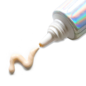 Bao bì cho bóng mắt