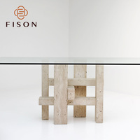 Table à manger rectangulaire en travertin Wabi Sabi avec plateau en verre transparent, table à manger moderne de luxe pour hôtel, table à manger personnalisée pour usage commercial