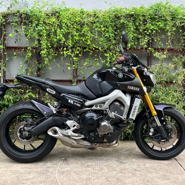 Used Yamaha MT-09 Gasoline Motorcycle with 900cc Engine Sports Motorcycle 233km/h Max Speed From Jiangsu