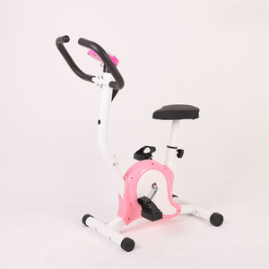 Vélo d'exercice à domicile à transmission par courroie en acier, <span class=keywords><strong>compteur</strong></span> de pas, résistance à contact direct - Vélo de cyclisme d'intérieur pour <span class=keywords><strong>cardio</strong></span> et perte de poids - Vente en gros - Product Image 3
