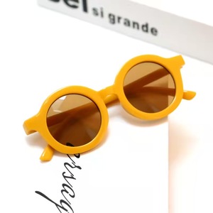 Enfants lunettes de soleil garçons et filles personnalité <span class=keywords><strong>2022</strong></span> mode plus récent cadre rond meilleur <span class=keywords><strong>prix</strong></span> belles lunettes de soleil - Product Image 4
