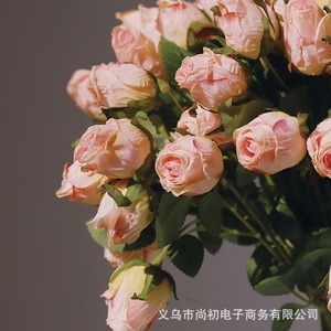 Rosas Artificiales de Seda, Ramo de Flores con 7 Cabezas, Borde Quemado, Decoración Romántica para Bodas, Accesorios para el Hogar, Alta Simulación - Product Image 5