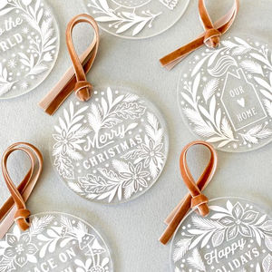 Ornements de Noël en acrylique personnalisés colorés ornements de bébé ma première <span class=keywords><strong>annonce</strong></span> de <span class=keywords><strong>grossesse</strong></span> de Noël 2024 pendentifs - Product Image 4