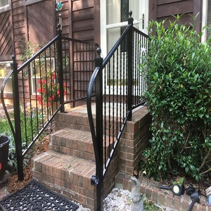 Rampe en <span class=keywords><strong>métal</strong></span> galvanisé HDP noir utilisé commercialement pour les balustrades et les mains courantes en fer forgé de pont - Product Image 4
