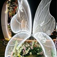 Ornement de papillon géant LED moderne pour les décorations de mariage, de Noël, de Pâques, de Thanksgiving, de remise de diplômes et de scène
