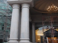 Colonne romaine en granit sur mesure de qualité supérieure à vendre