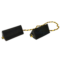 Cale de roue robuste en caoutchouc noir Nanyang avec corde de maintien réfléchissante jaune et noire pour camping-car, remorque, avion