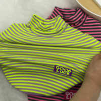 Fabrication d'accessoires pour animaux de compagnie Offre Spéciale à la mode style décontracté Lucky Striped-Turtleneck vêtements pour animaux de compagnie