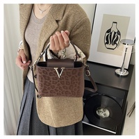 Nouveau Sac à Main Tendance de Luxe en Daim Imprimé Léopard pour Femme, Sac Bandoulière Haut de Gamme, Sac Fourre-tout Carré à Rabat