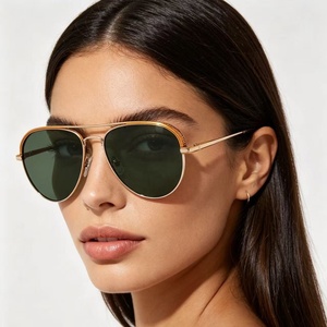 Occhiali da <span class=keywords><strong>Sole</strong></span> di Lusso con Doppio Ponte in Metallo, Classici Occhiali da <span class=keywords><strong>Sole</strong></span> Retrò Stile Pilota, Protezione UV400 per Uomo <span class=keywords><strong>e</strong></span> Donna - Product Image 2