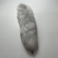 Vente en gros de vraie queue de renard 35-45cm queue de renard moelleuse queue de fourrure d'animal pour accessoires de décoration