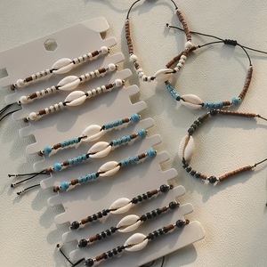 Ensemble de bracelets tendance bohème en bois de coco naturel tissé à la main, avec breloques coquillages <span class=keywords><strong>puka</strong></span> et conques, style plage océanique, pour le <span class=keywords><strong>surf</strong></span> - Product Image 2